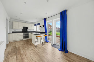 Masefield Avenue Holmewood